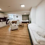 Dorey P9 - Gemütliches Für 4-5 Personen